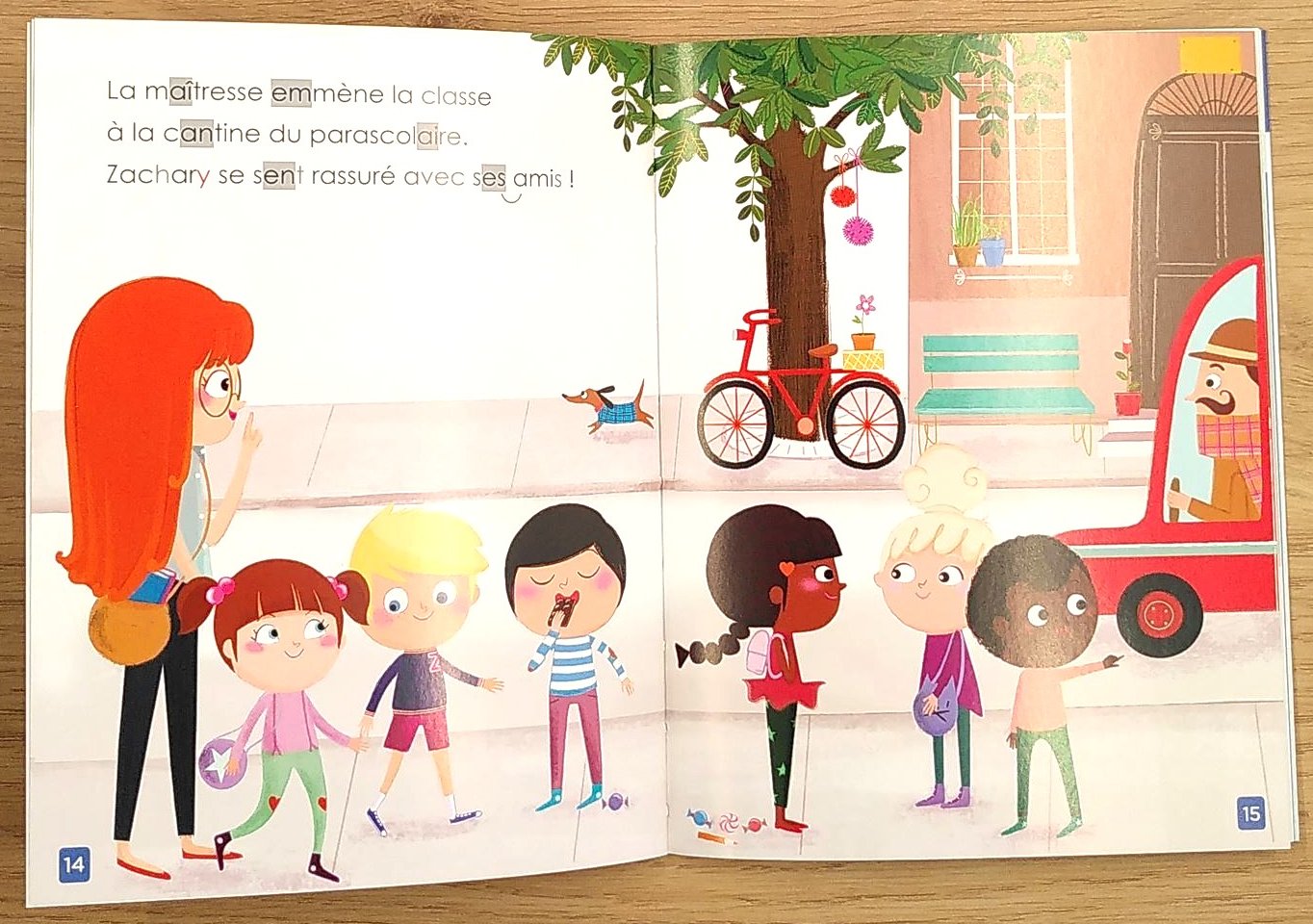 Moi je lis tout seul en milieu 3ème HarmoS: Le repas de midi Livres La family shop