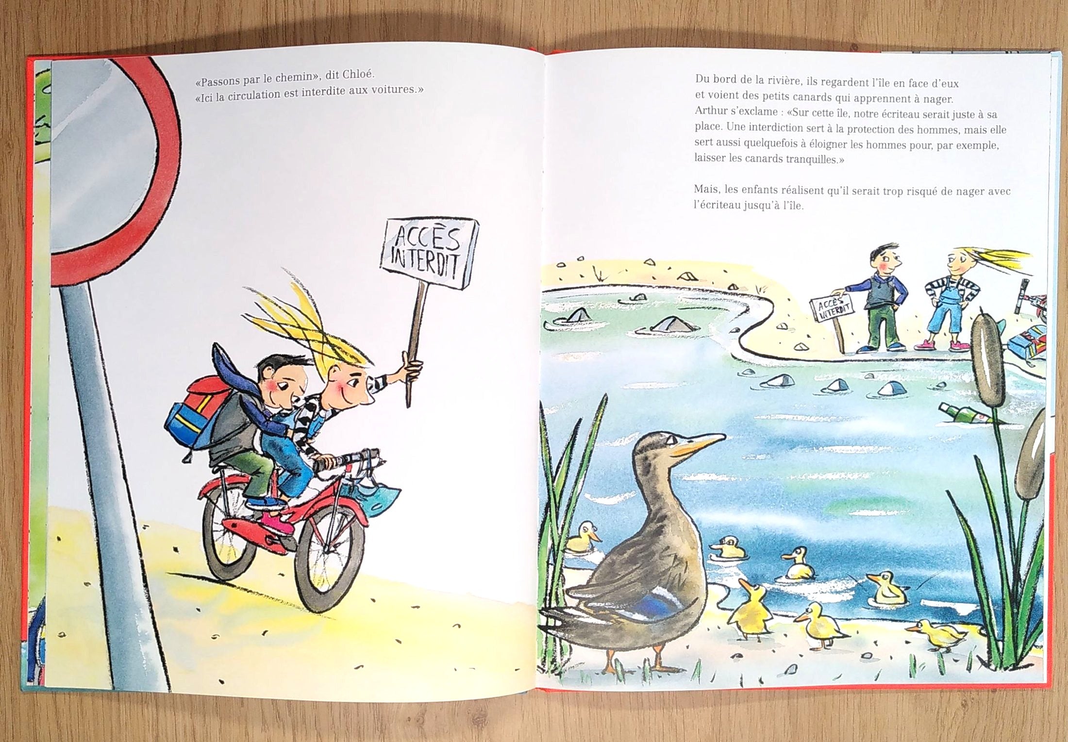 Bas les pattes, danger Livres Servidis