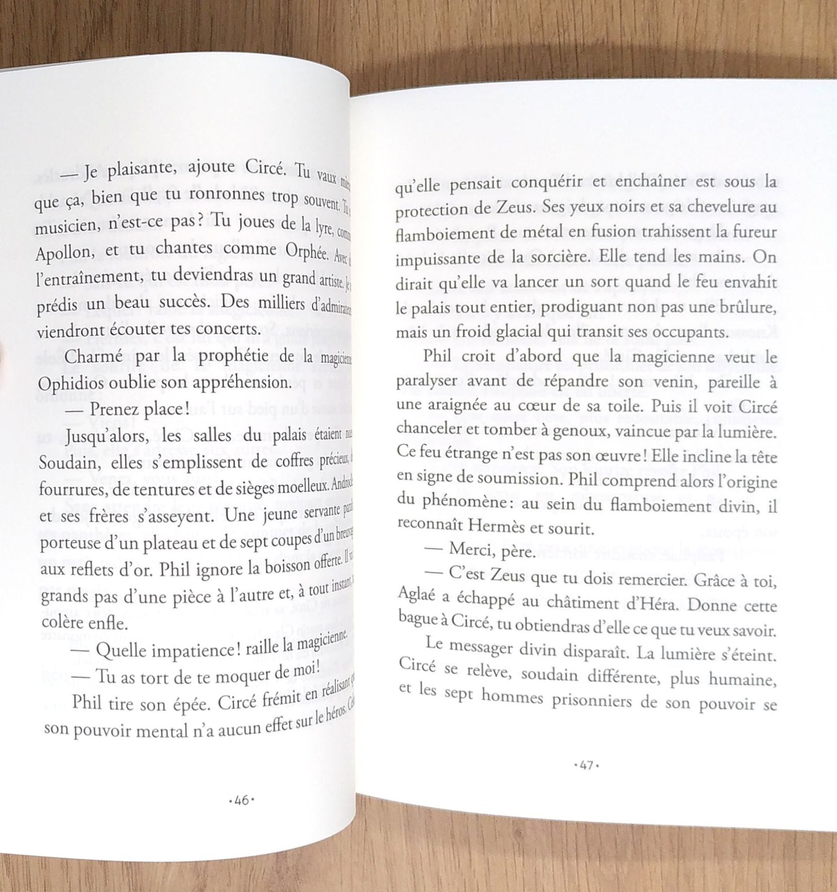 Les secrets de l'Olympe Tome 6 : Le labyrinthe du Minotaure - Grand Format Livres OLF