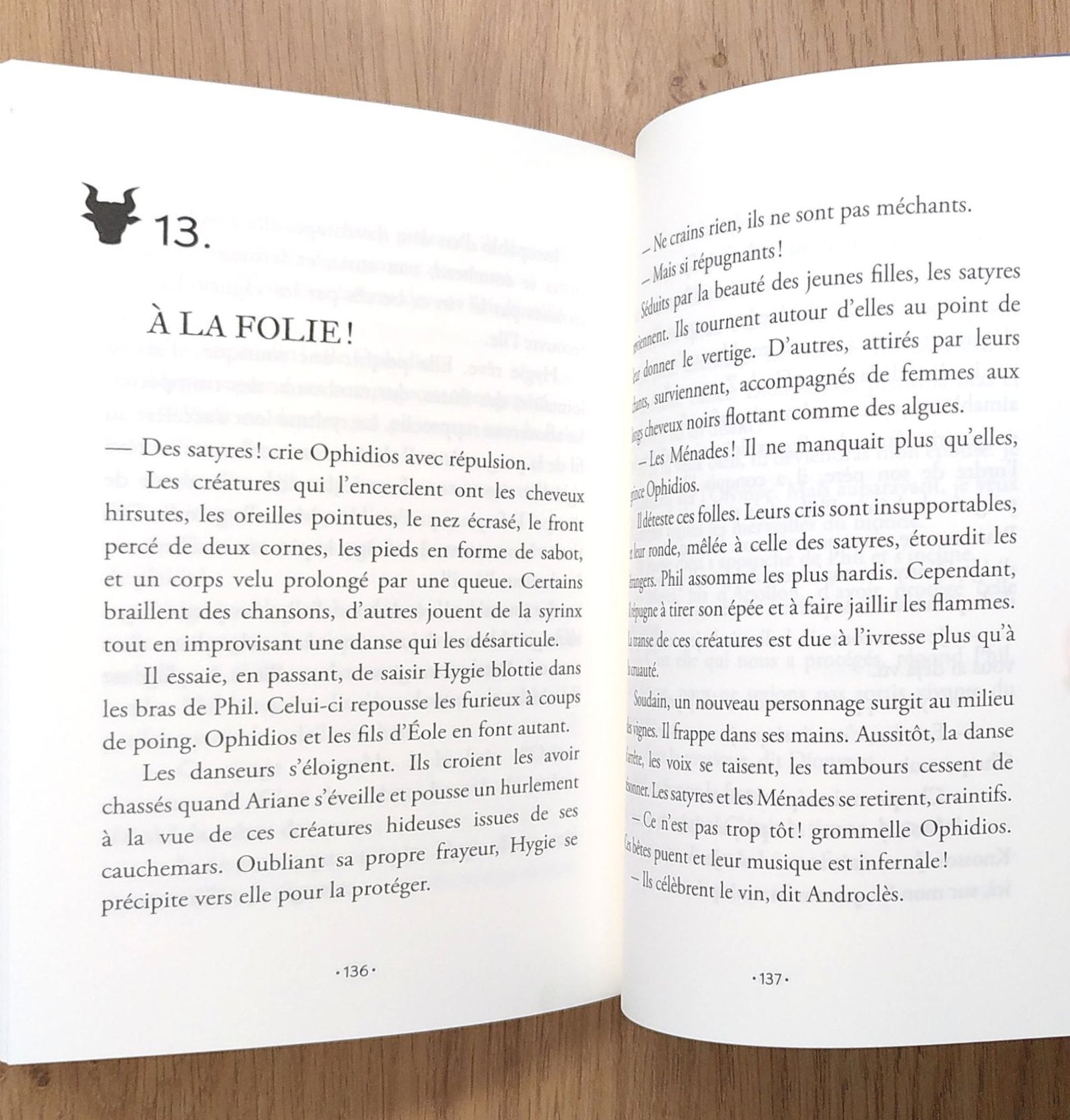 Les secrets de l'Olympe Tome 6 : Le labyrinthe du Minotaure - Grand Format Livres OLF