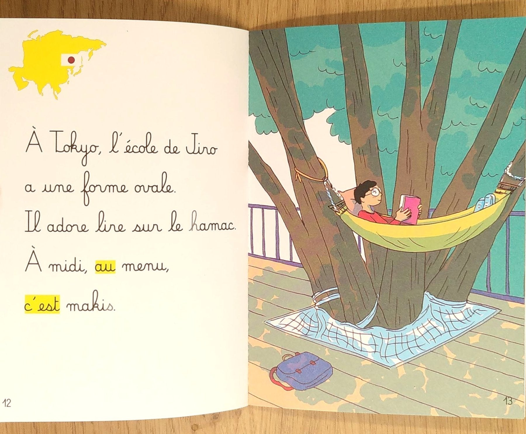 A l'école - Mes premières lectures Montessori - Lettres en lié (cursive) - N2 Montessori & Steiner La family shop