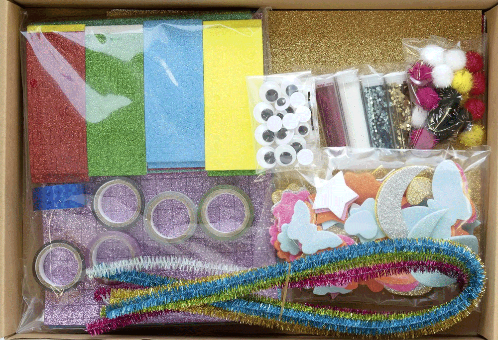 Grand coffret créatif: paillettes, autocollants, pompons..., env. 900 éléments