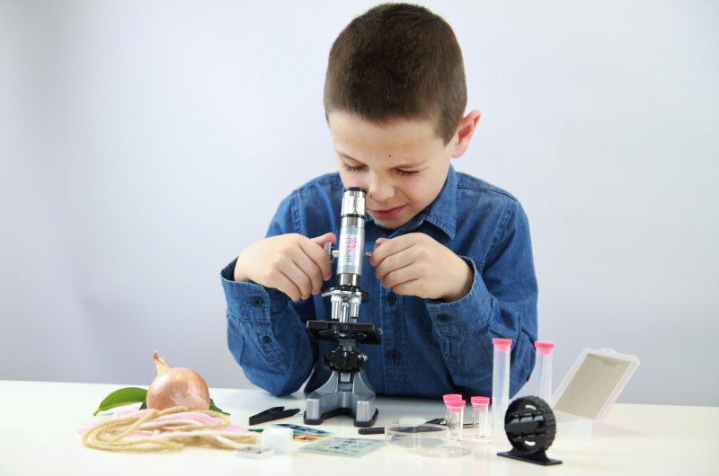 Microscope enfant + 30 Expériences scientifiques - Dès 8 ans - Mikroskop für Kinder - 30 naturwissenschaftliche Experimente - ab 8 Jahren Jeux & loisirs créatifs swissgames