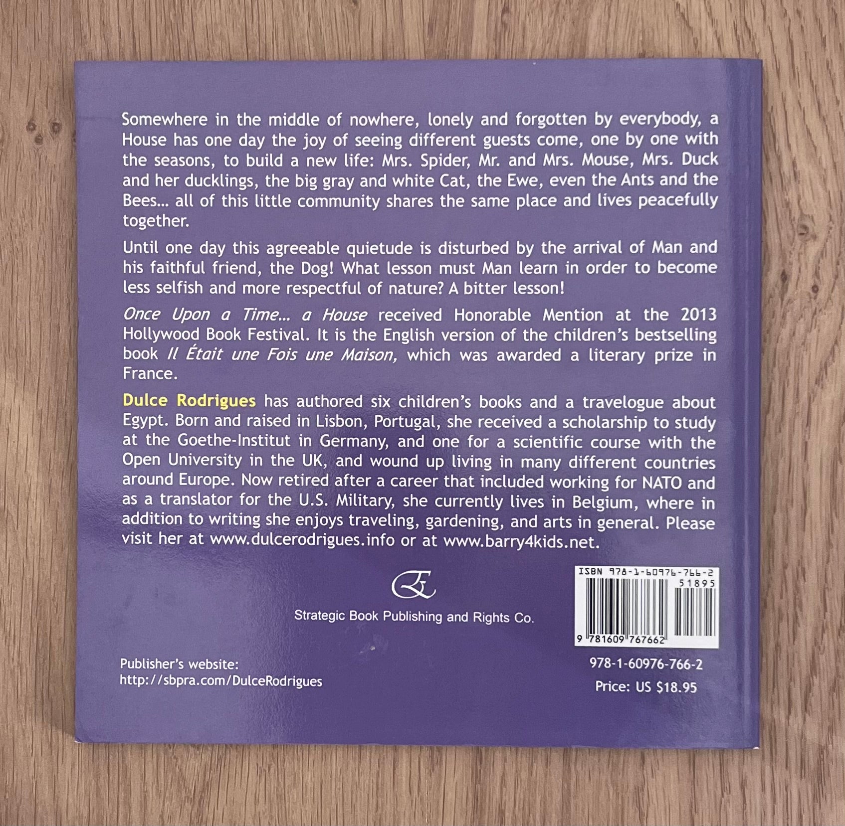 Once Upon a Time... A House: A Tale for Children and All Those Young at Heart Livres SBZ