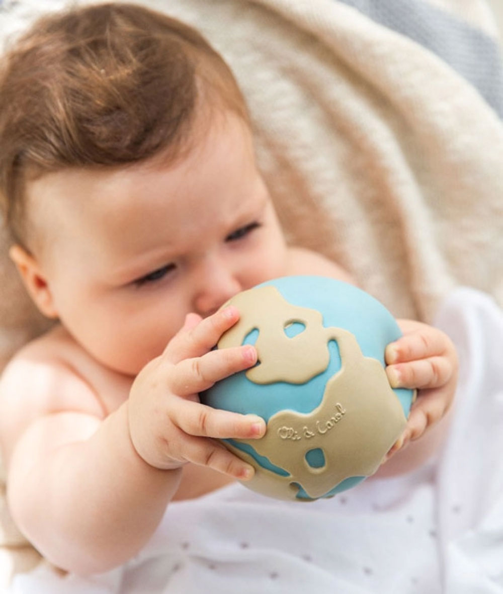 La balle Terre - jouet de bain et de dentition Jouets pour bébés et équipement d'éveil La family shop   